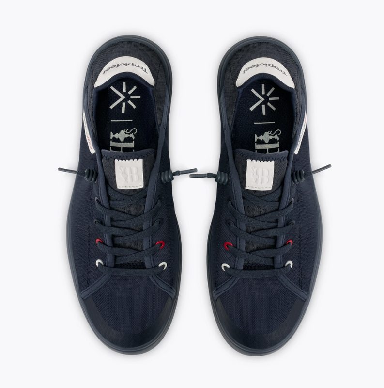 الأسطول الفضائي غروب الشمس AC75